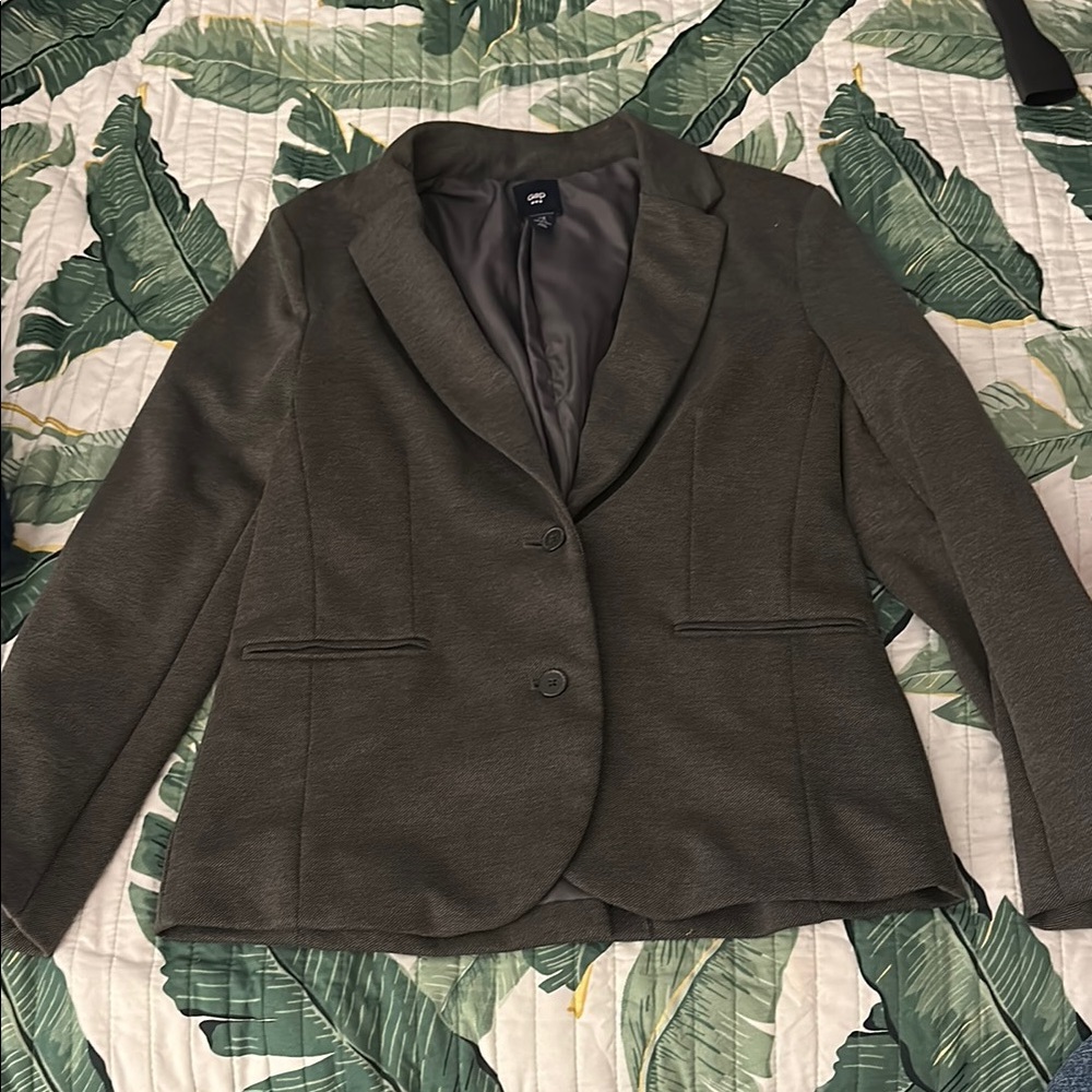 Gray GAP Modern Fit Blazer with Notched Lapels